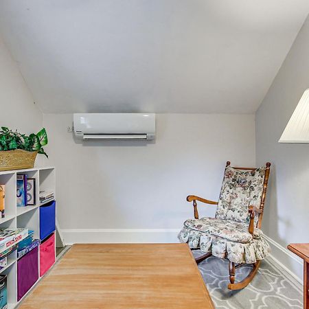 Lavish House With Patio - 2 Blocks To Green Lake! Екстер'єр фото