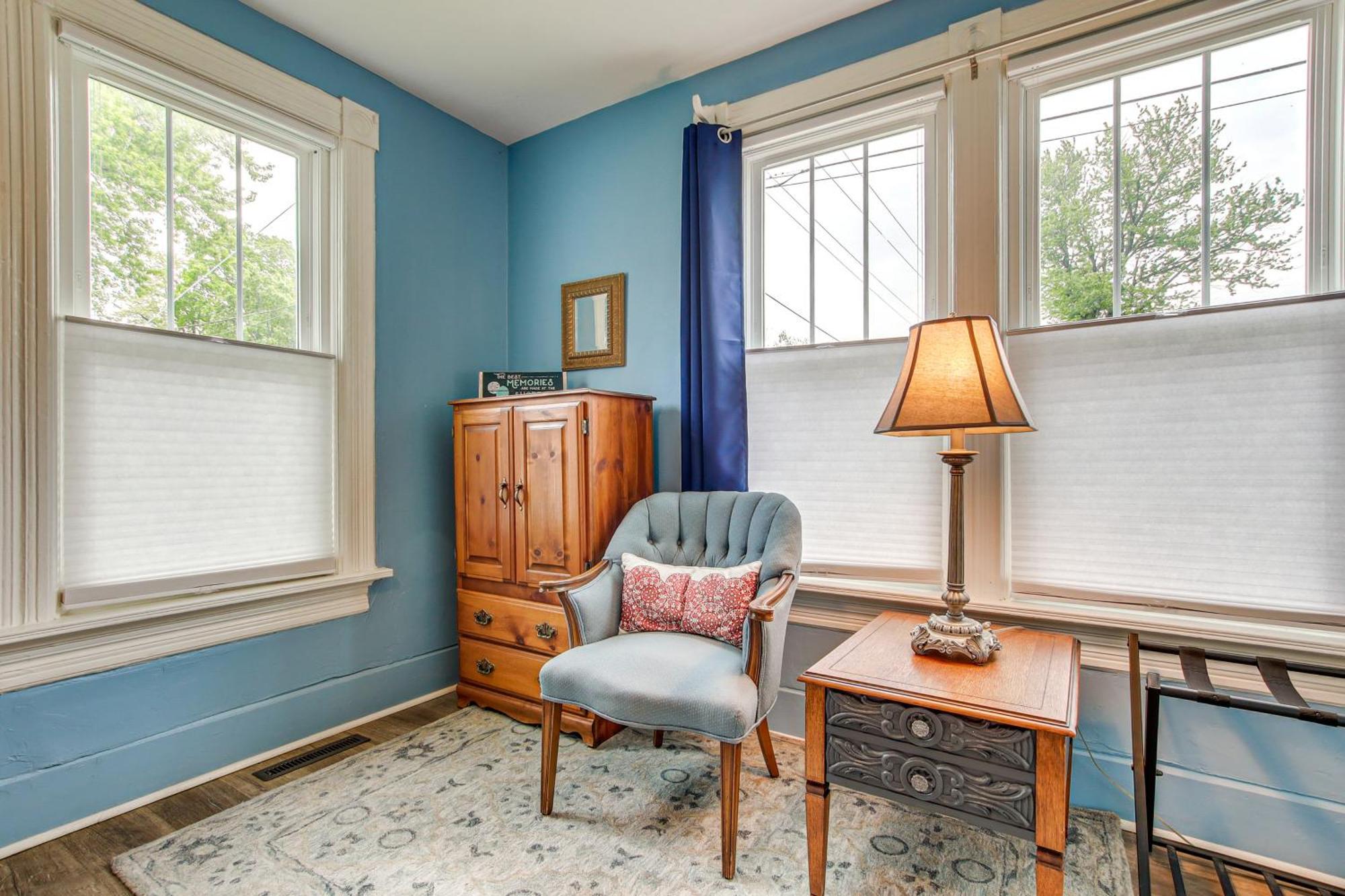Lavish House With Patio - 2 Blocks To Green Lake! Екстер'єр фото
